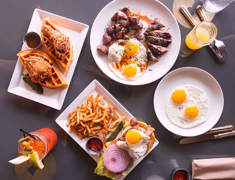 Top 5 Food Items Chefs Never Order At Brunches